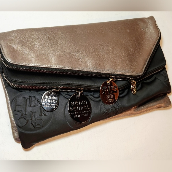 henri bendel Handbags - Henri bendel double debutante clutch